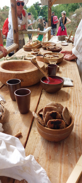 Ducal-la-table - © ©Viking Center Ducal-la-table