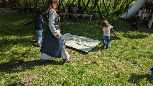 Montage-tente-2 - © ©Viking Center Montage-tente-2