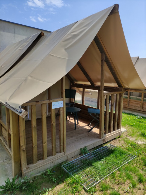 cabanes-etape-de-colleville-montgomery-caen-la-mer-tourisme