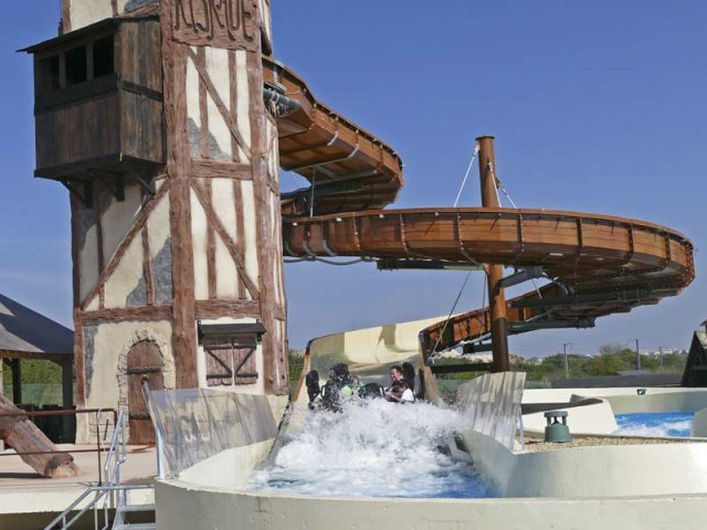 La dernière attraction de Festyland à côté de Caen : Kaskade - © Festyland La dernière attraction de Festyland à côté de Caen : Kaskade