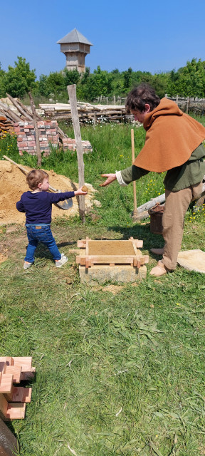 le-faconnage-d-une-brique - © ©Viking Center le-faconnage-d-une-brique