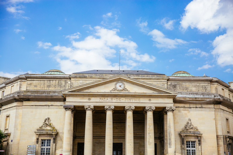 18-nov-Simenon-Ancien-palais-de-justice-de-Caen-Caen-la-mer-Tourisme---Les-Conteurs--Droits-reserves-OTC-