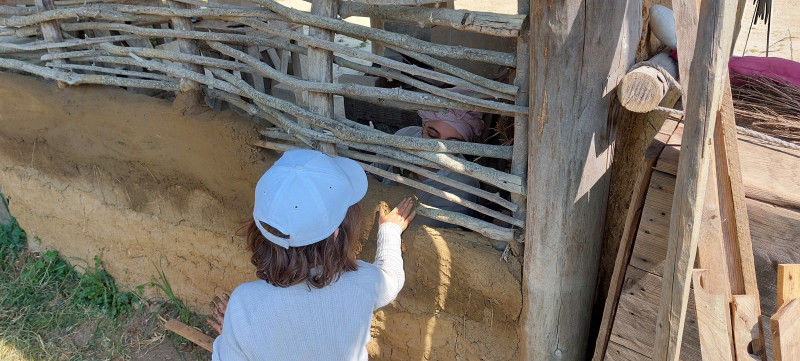 La-creation-d-un-mur-en-torchis La-creation-d-un-mur-en-torchis